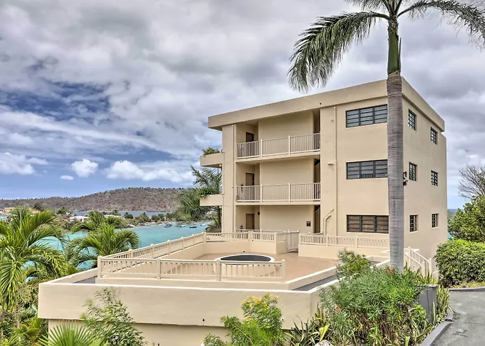 Saint Thomas Condo W/ Ocean Views, Walk To Beach!